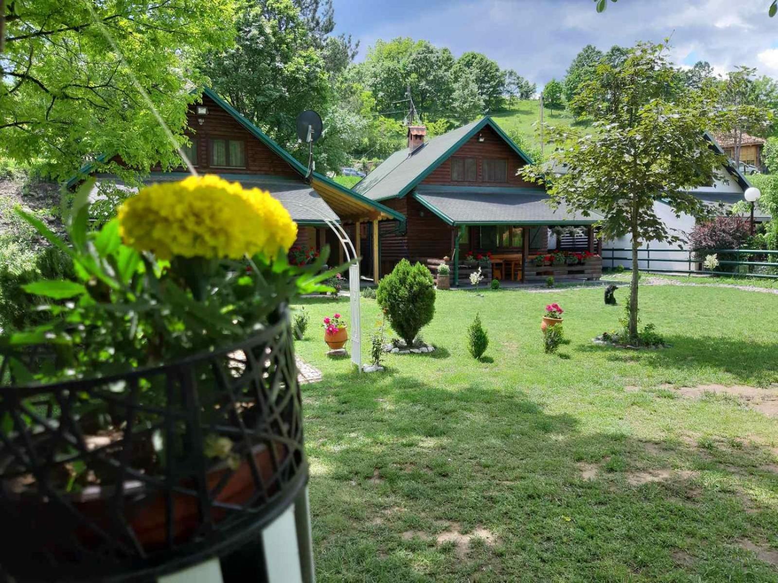 Holiday Homes Biser Lopatnice Lopatnica Екстериор снимка
