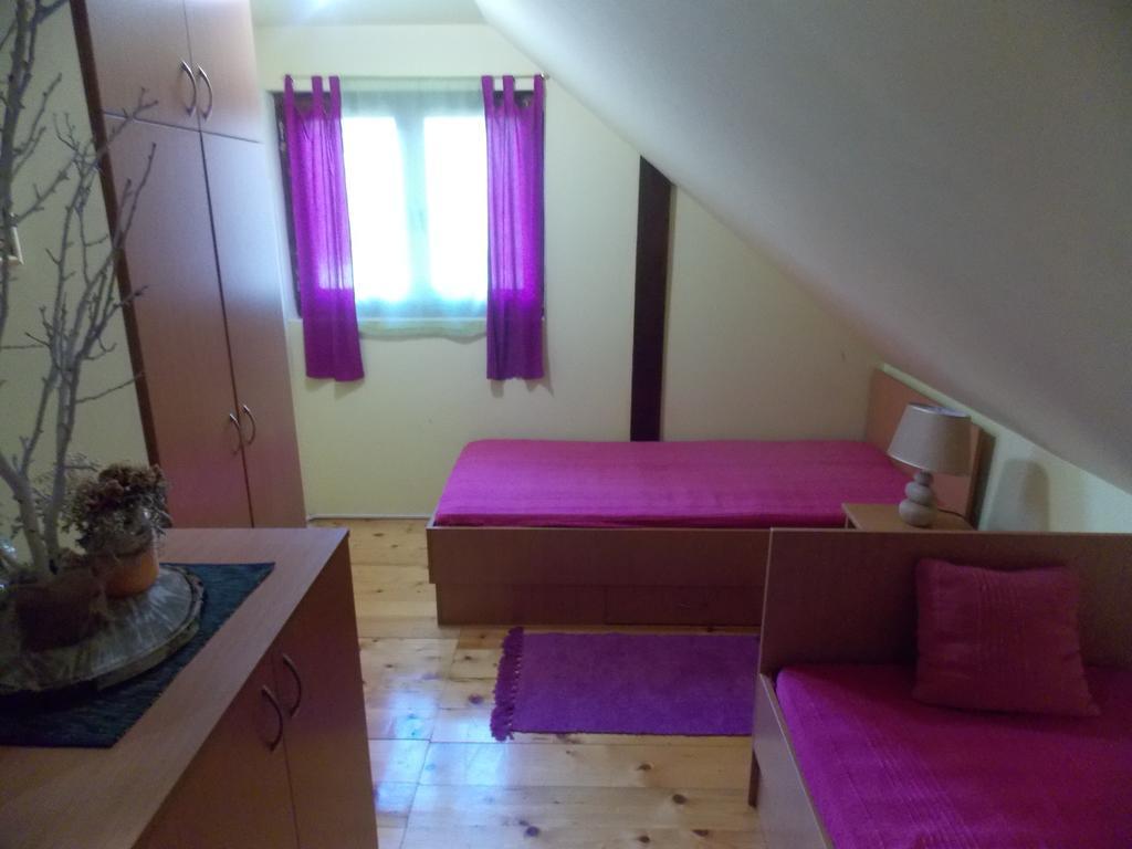 Holiday Homes Biser Lopatnice Lopatnica Екстериор снимка
