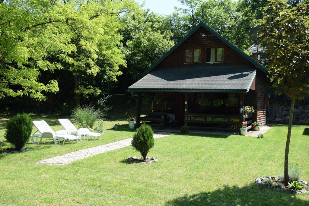 Holiday Homes Biser Lopatnice Lopatnica Екстериор снимка